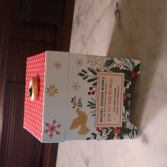 NWT. Michel Design Works Joy to the World Soy Candle in Decorative Box - Picture 7 of 13